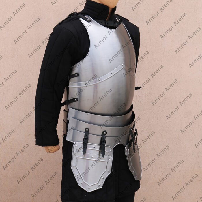 breastplate-with-backplate-and-tassets-1550 (6)