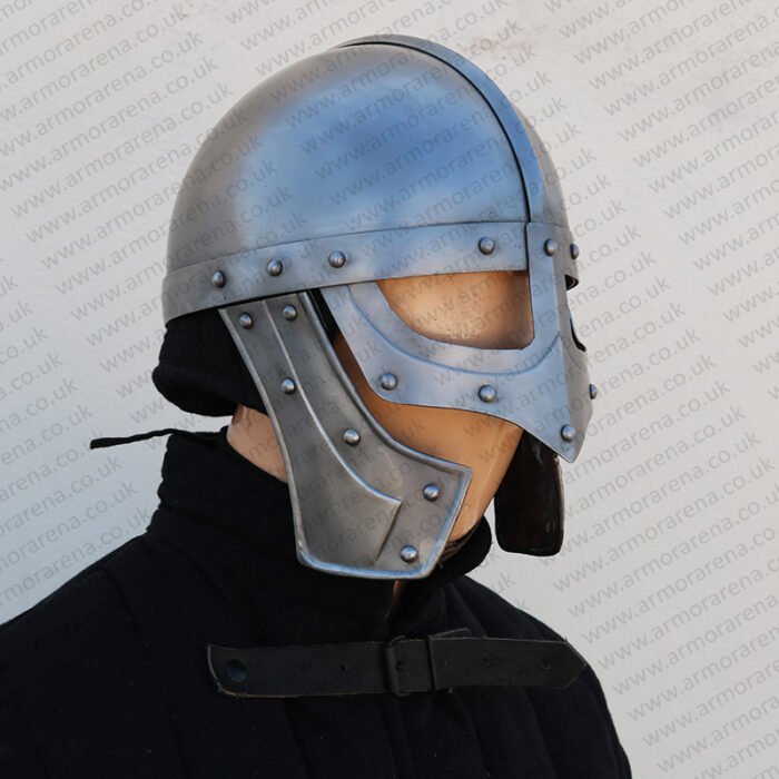 viking-helmet-with-spectacles-and-cheek-guards-003