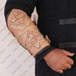 leather-bracer-03(2)