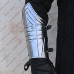 steel-bracers16 (1)