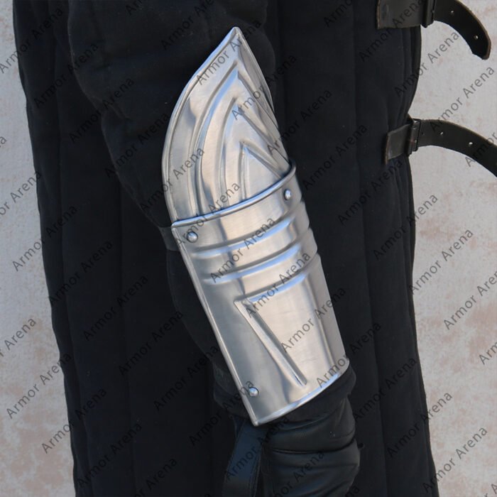 steel-bracers16 (5)